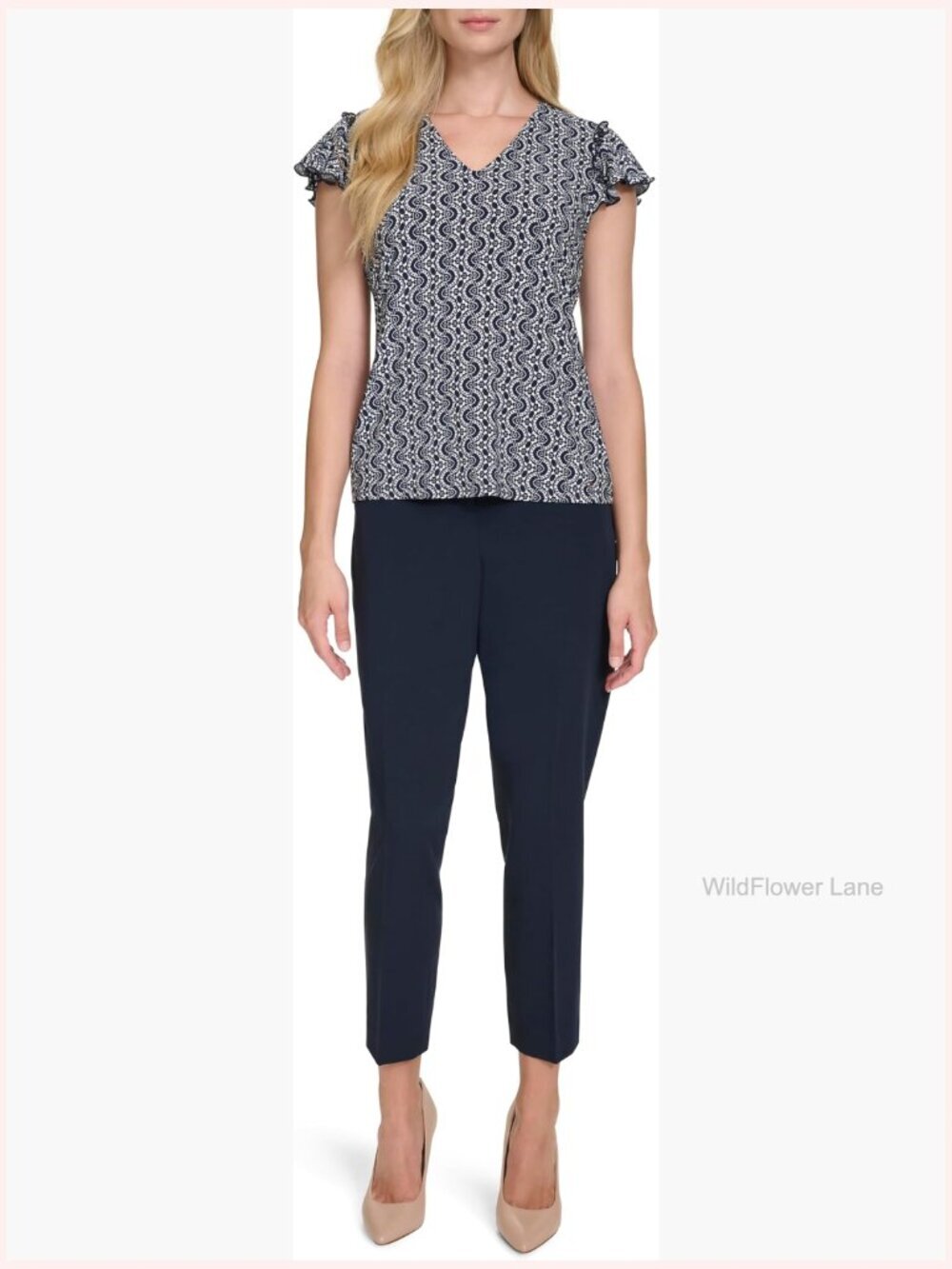 V-Neck Flutter Sleeve Knit Top Geo Print Short Sleeve
